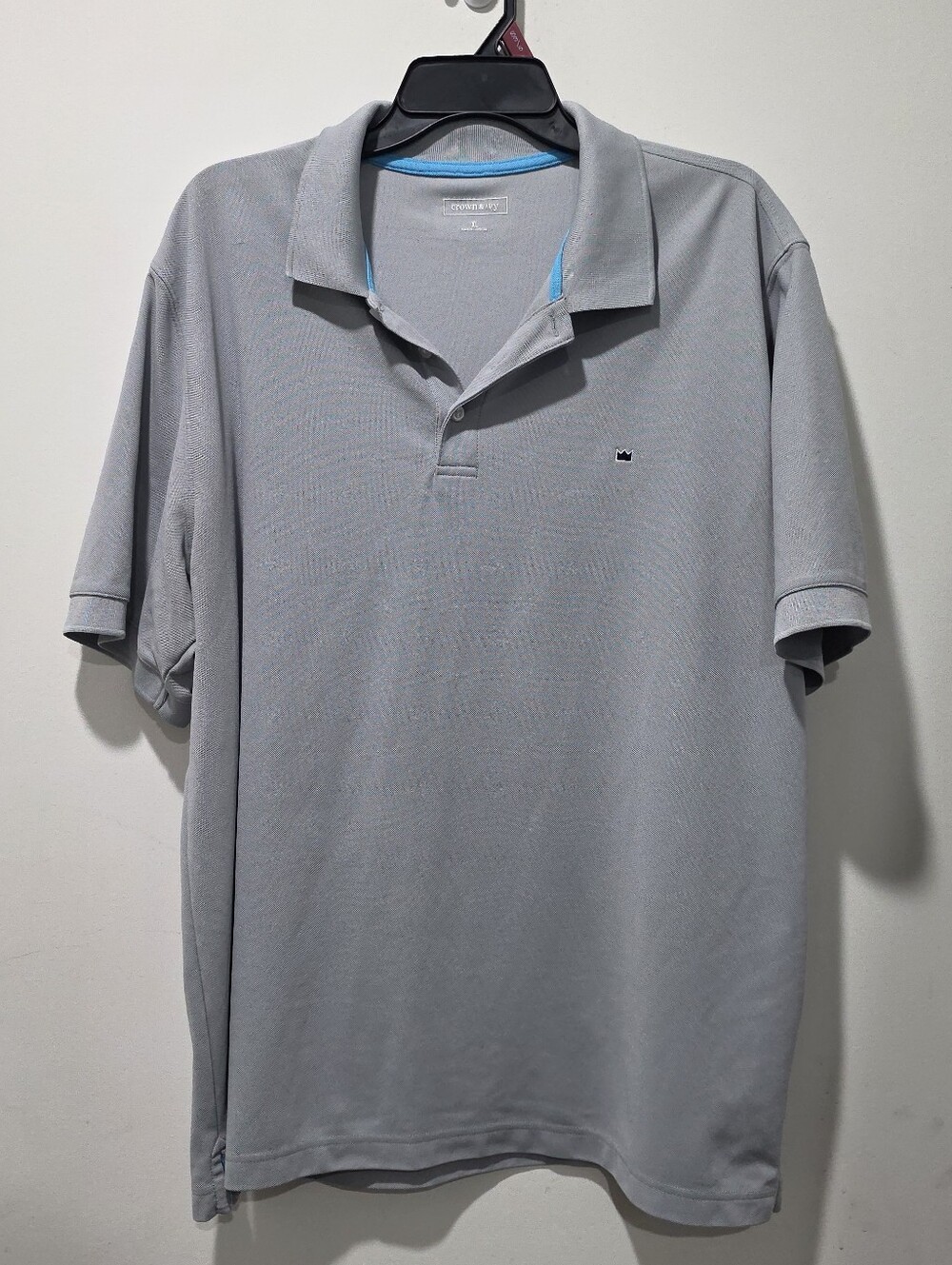 crown & ivy Light Gray Men's Polo with Subtle Logo